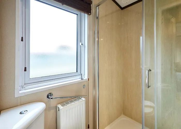 Bramble With Hot Tub 別荘