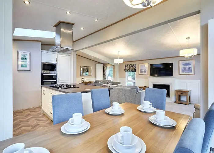 Bramble With Hot Tub 別荘 *